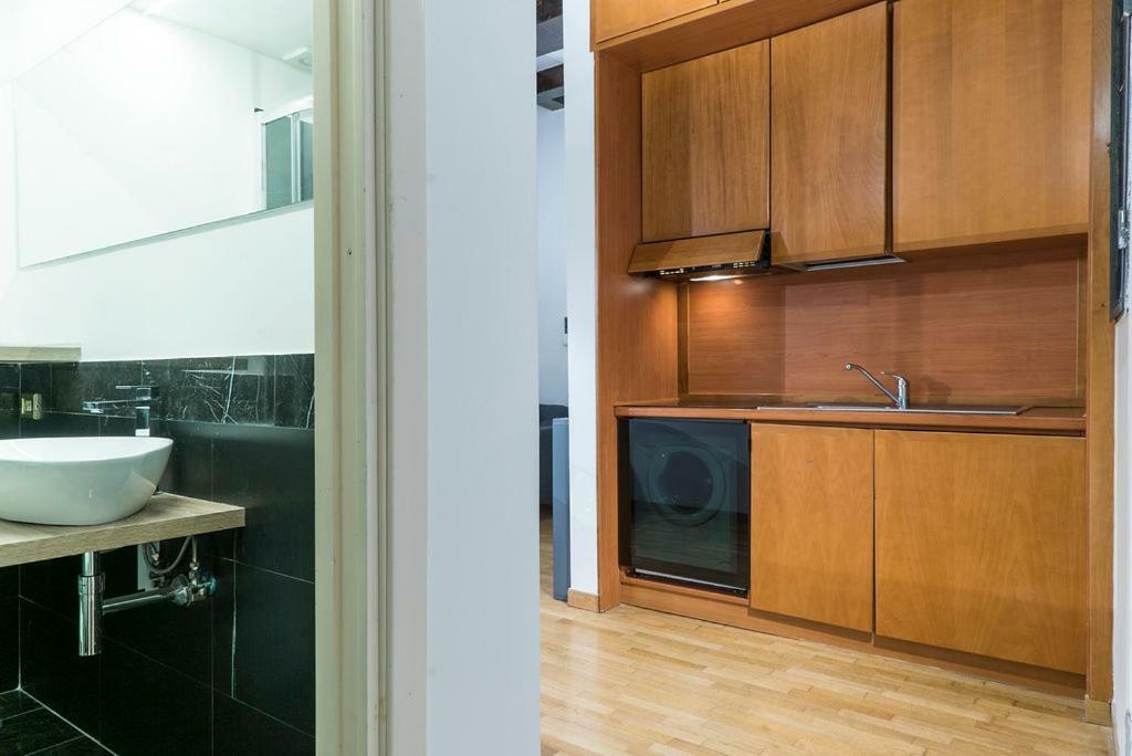 Prinsi Apartments โรม ภายนอก รูปภาพ